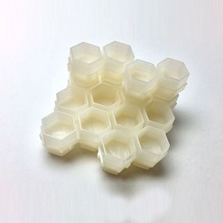 Natural Queen Hive Caps thumbnail 4